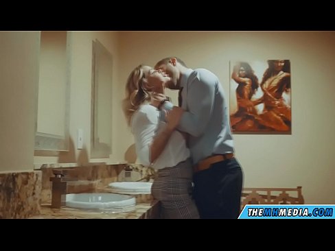 ❤️ Quandu una bionda tettona ti seduce in un bagnu publicu ❤ Video sessu à noi % co.kassa-standupbar.ru% ❌️